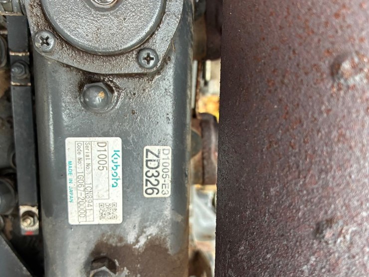 kubota-zd326-image-7