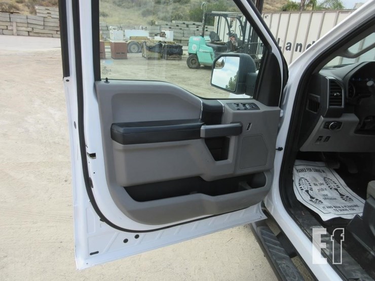 2017-ford-f150-xlt-image-13