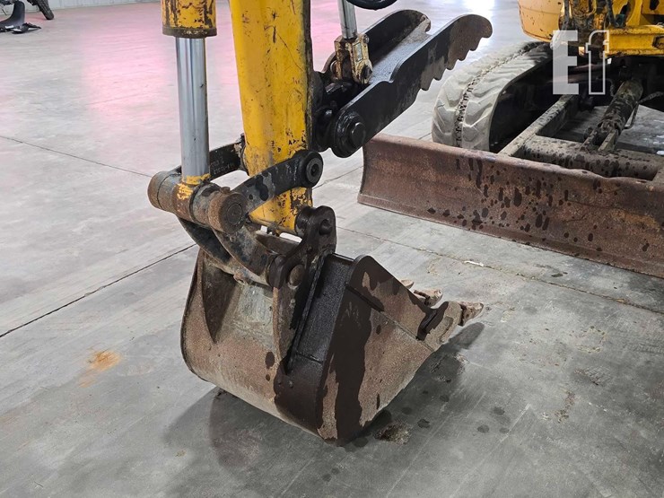 jcb-8032-image-11