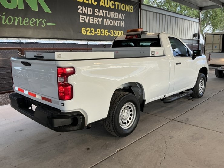 2021-chevrolet-silverado-1500-image-7