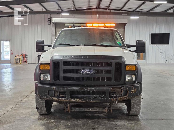 2009-ford-f550-image-7
