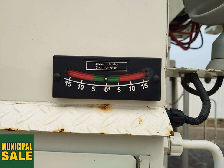 international-workstar-7400-image-28