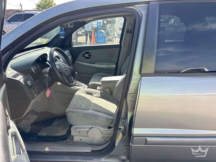 2006-chevrolet-equinox-image-12