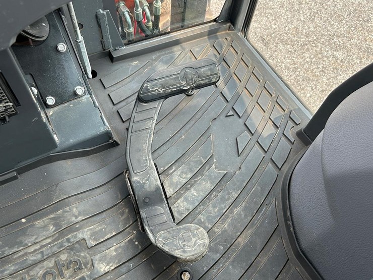kubota-mx6000-image-35