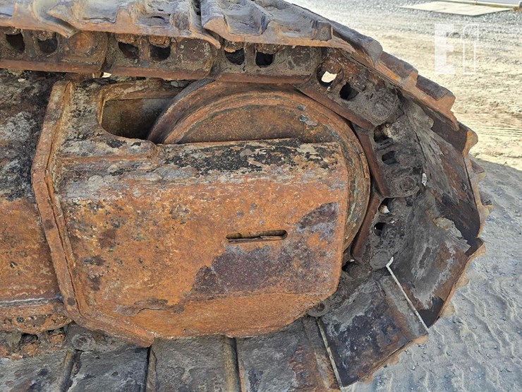 2016-deere-180g-lc-image-30