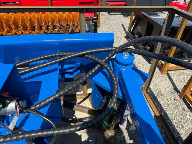 #2036-•-unused-top-cat-ssscr72-skid-steer-soil-conditioner-inv#51816-image-9