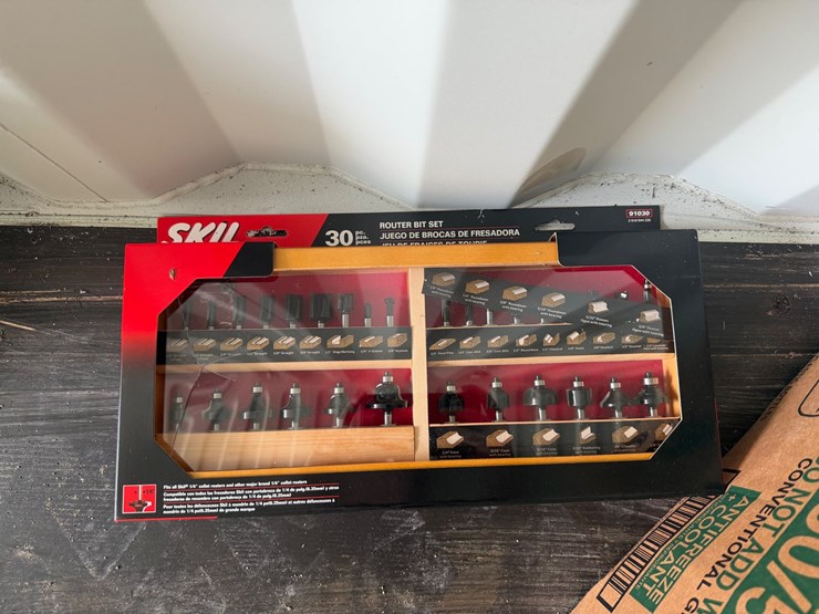 #4-•-ski-30pc-router-bit-set-image-1