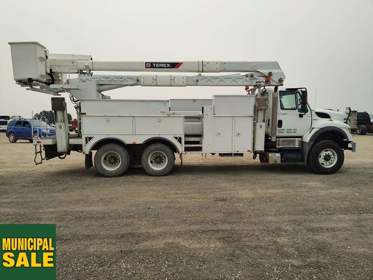 international-workstar-7400-image-8