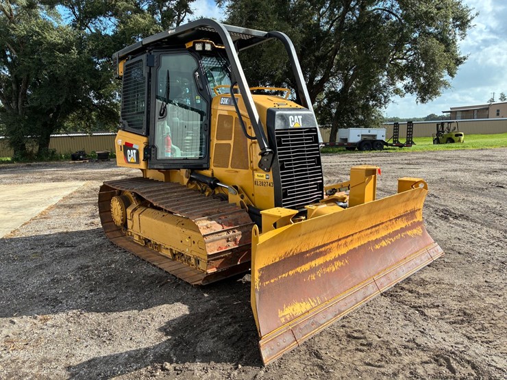 2014-caterpillar-d3k2-lgp-image-2