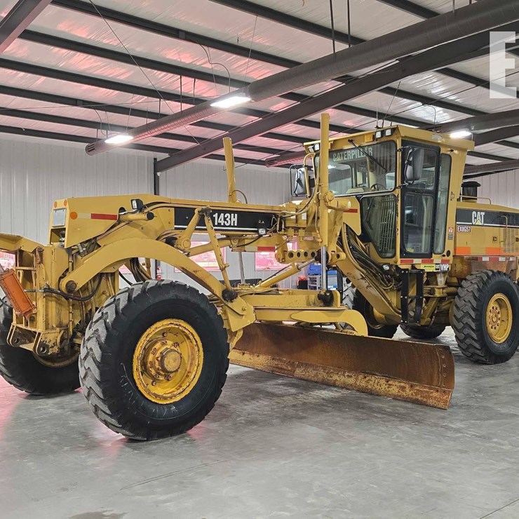 2005 CATERPILLAR 143H