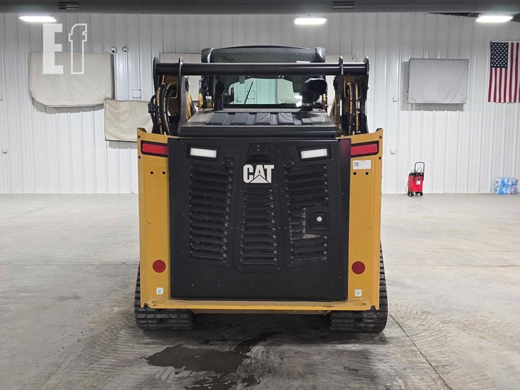 2025-caterpillar-255-image-8