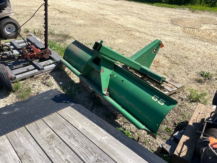 john-deere-65-image-13