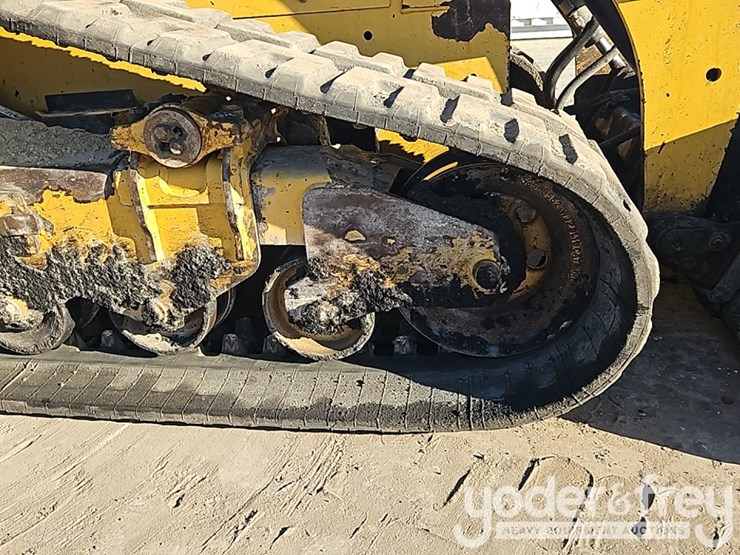 2019-caterpillar-299d2-image-11