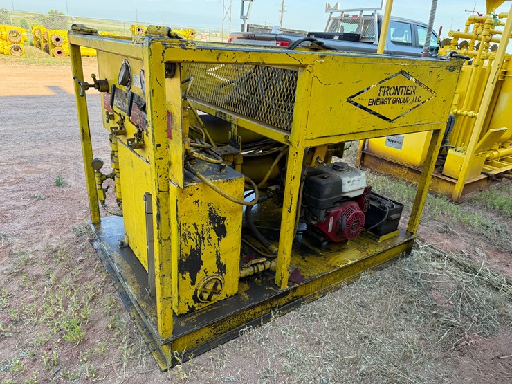 meyer-horizontal-3k-wp-gas-powered-3-station-accumulator-closing-unit,-skidded-image-3