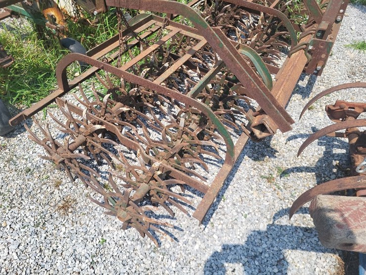 oliver-4r-3pt-hitch-rotary-hoe-image-10
