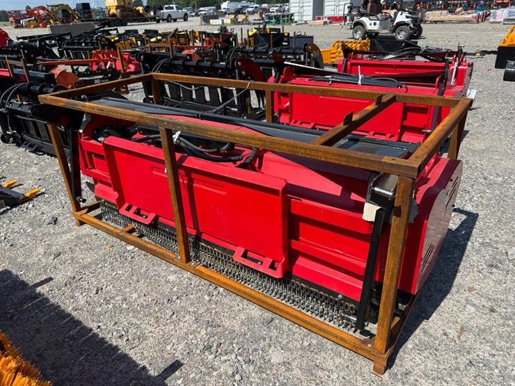 #2034-•-unused-future-84"-skid-steer-mulcher-thj72260346-inv#48937-image-2