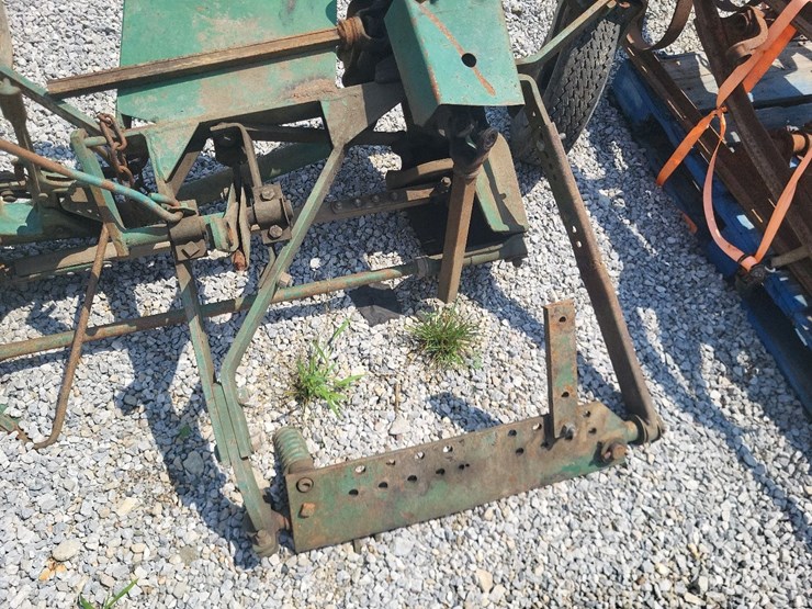 oliver-82--2-point-sickle-mower-image-8