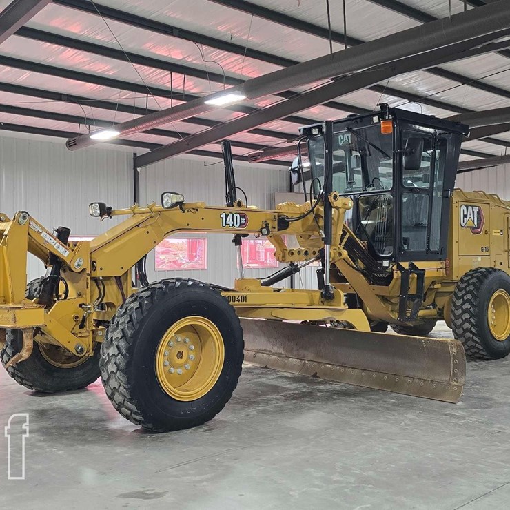 2022 CATERPILLAR 140GC
