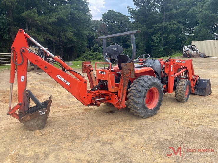 kubota-l35-loader-backhoe-image-3
