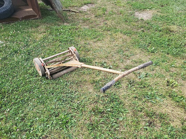 scott-silent-push-reel-lawn-mower-image-3