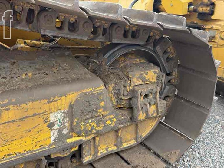 2014-komatsu-d51pxi-22-image-33