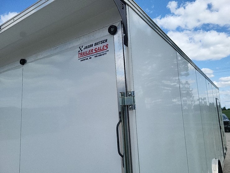 2022-united-enclosed-tandem-axle-bumper-trailer---nice-one-owner-image-41