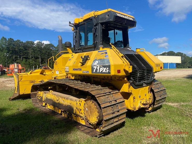 komatsu-d71pxi-24-image-4