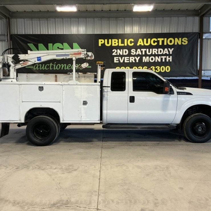 2015 FORD F350