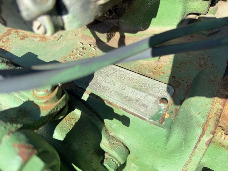 john-deere-model-b-image-35