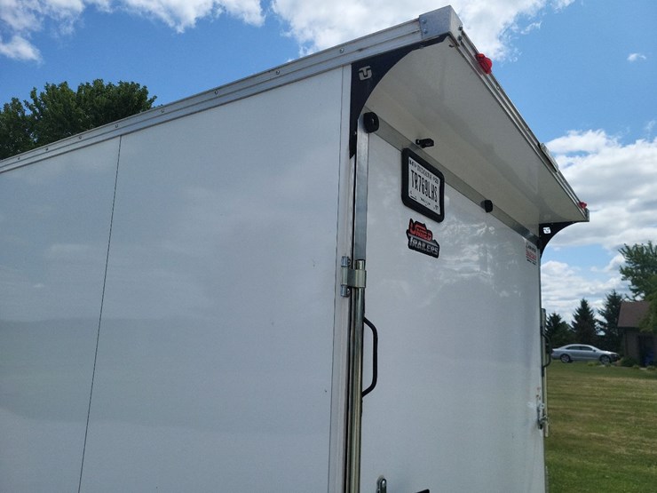 2022-united-enclosed-tandem-axle-bumper-trailer---nice-one-owner-image-21