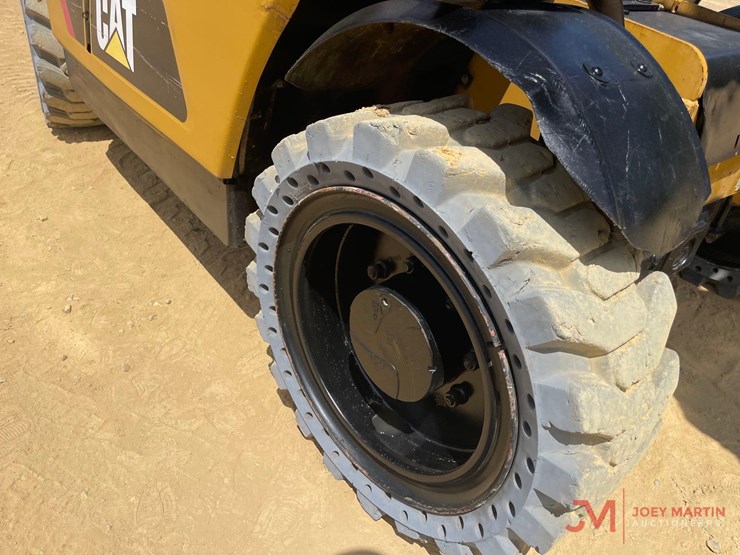 caterpillar-th255c-image-8