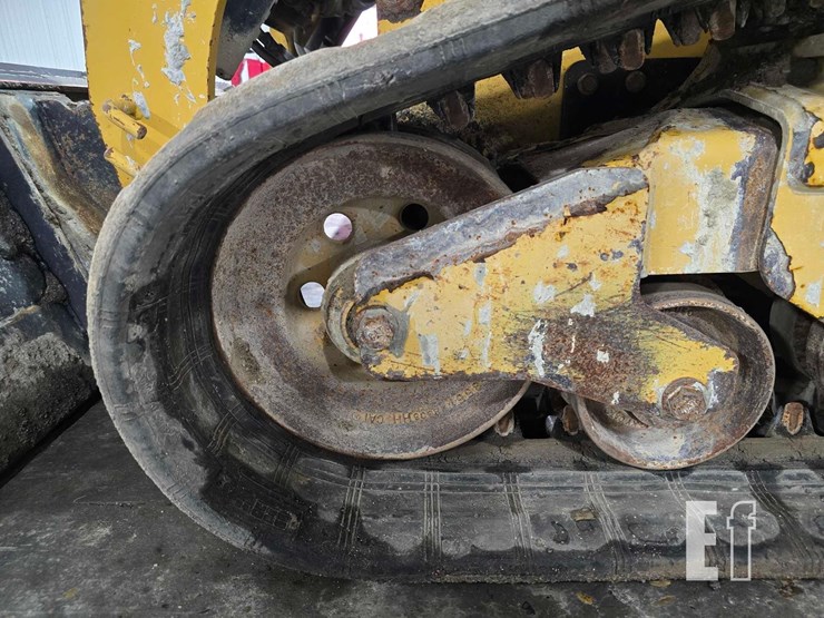 2018-caterpillar-289d-image-28