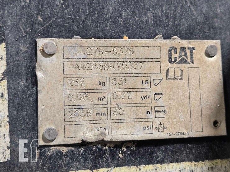 2021-caterpillar-259d3-image-13