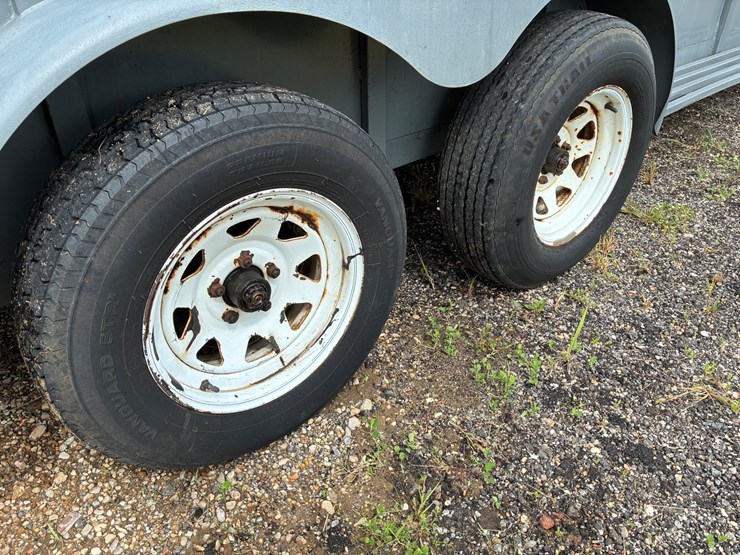 #20212-•-dixie-trailer-works-horse-trailer-image-9