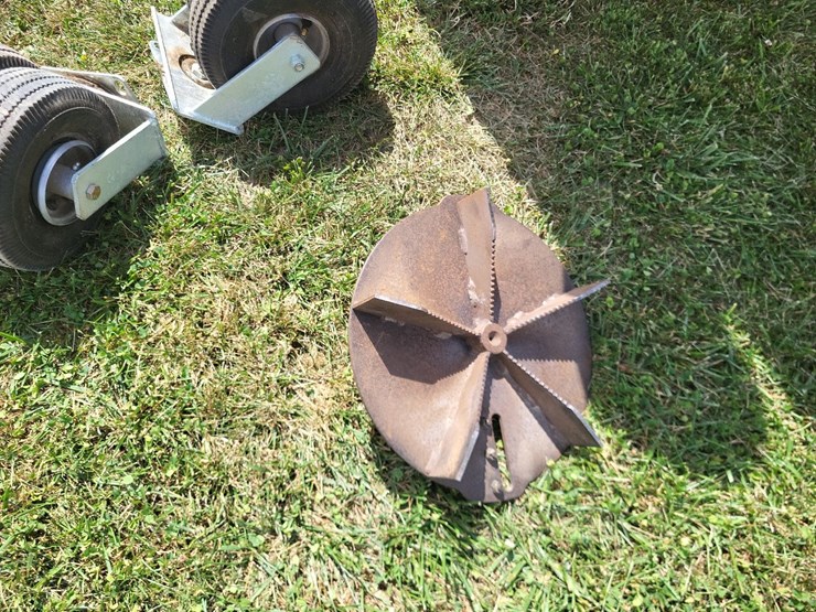 2018-dr-leaf--and-lawn-vacuum-w/chipper---nice-image-27