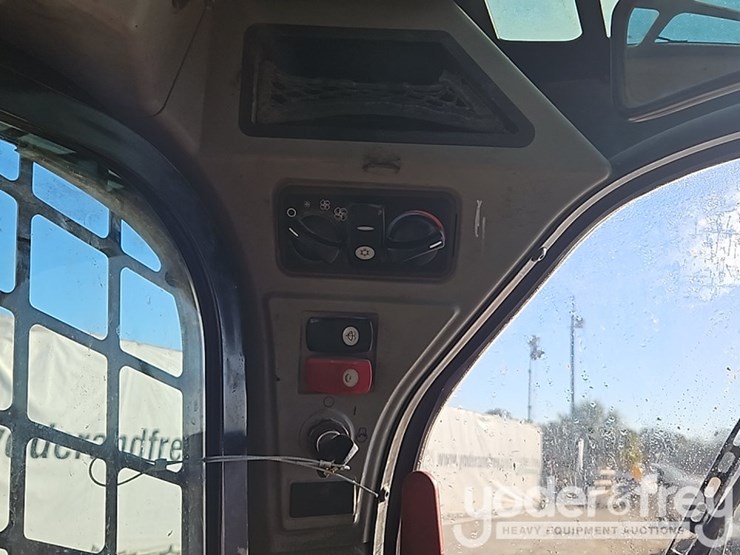 2019-caterpillar-299d2-image-27