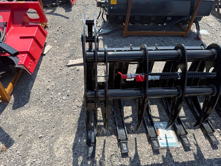 #2014-•-unused-future-clg72-70"-skid-steer-curved-log-grabber-c-hxzmq2605136-inv#48931-image-5