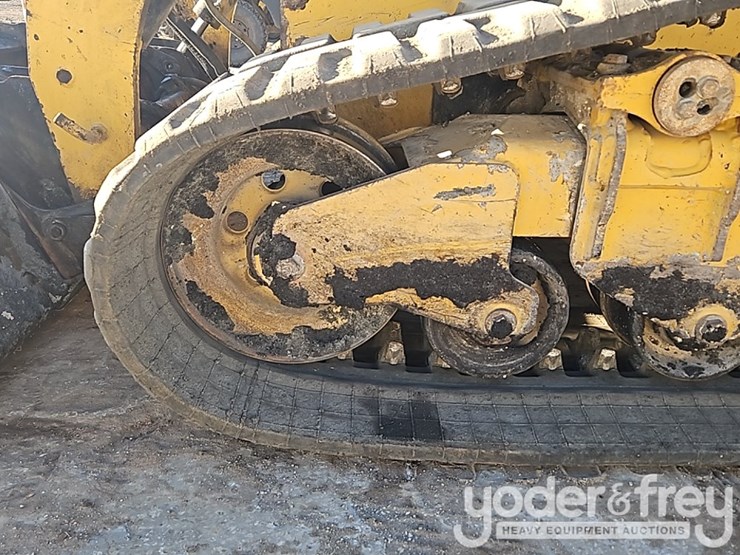 2019-caterpillar-299d2-image-17