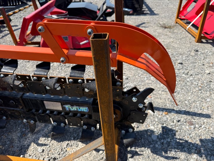 #2023-•-unused-future-d39-skid-steer-trencher-f-dkgj251295-inv#48941-image-5