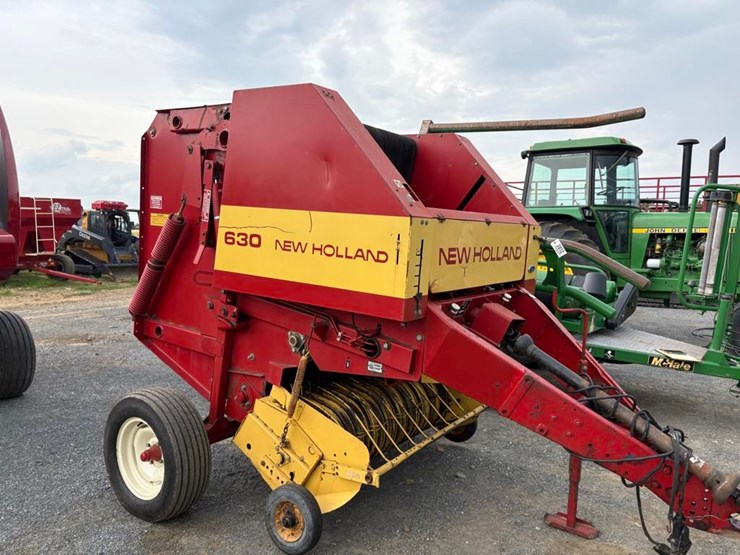 new-holland-630-image-3