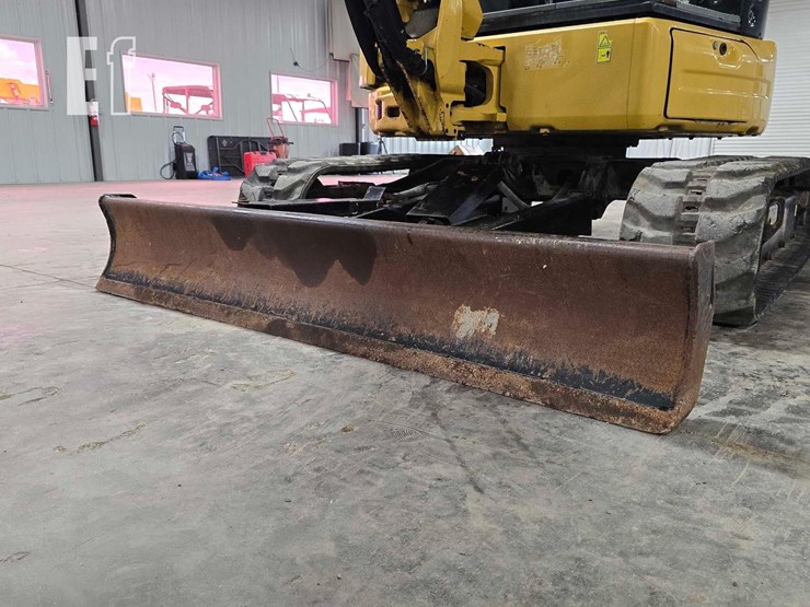 2017-caterpillar-304e2-cr-image-13
