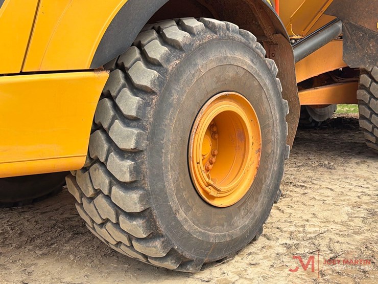 2023-volvo-a45g-image-9