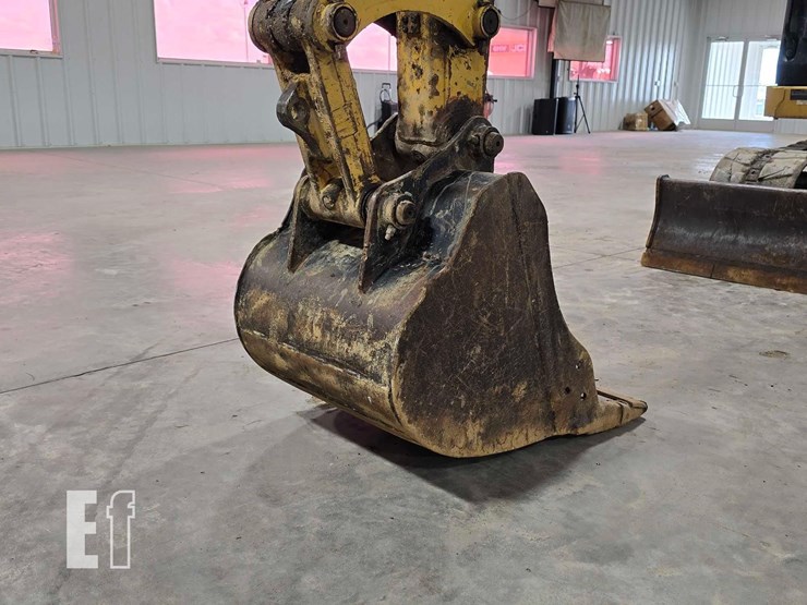 2021-caterpillar-306cr-image-11