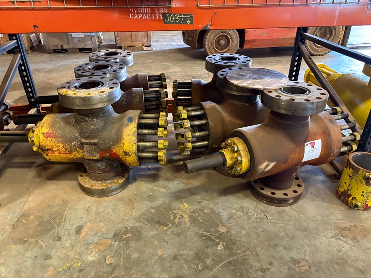 (6x$)-5-1/8”-10k-gate-valves,-incomplete-image-1