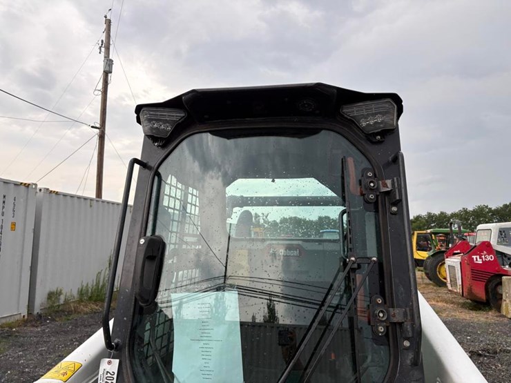 2021-bobcat-t66-image-22