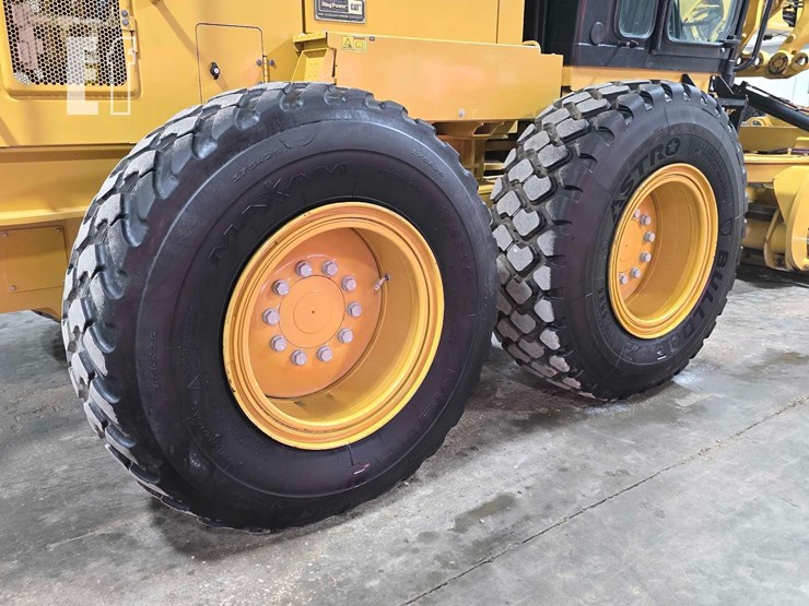 2022-caterpillar-140gc-image-33