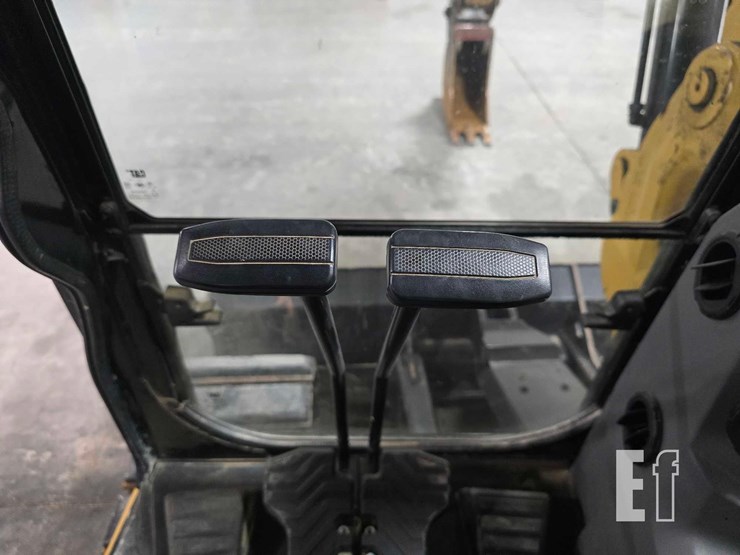 2022-caterpillar-308-cr-image-18