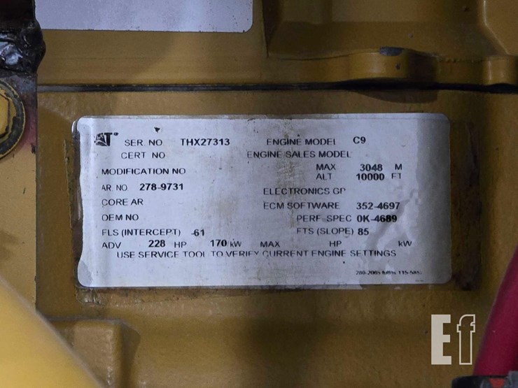 2010-caterpillar-160m-image-26