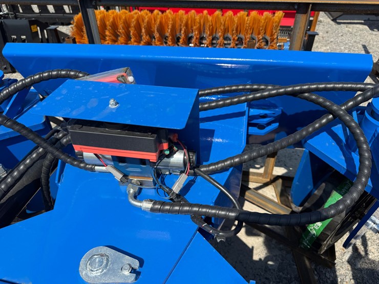 #2036-•-unused-top-cat-ssscr72-skid-steer-soil-conditioner-inv#51816-image-10