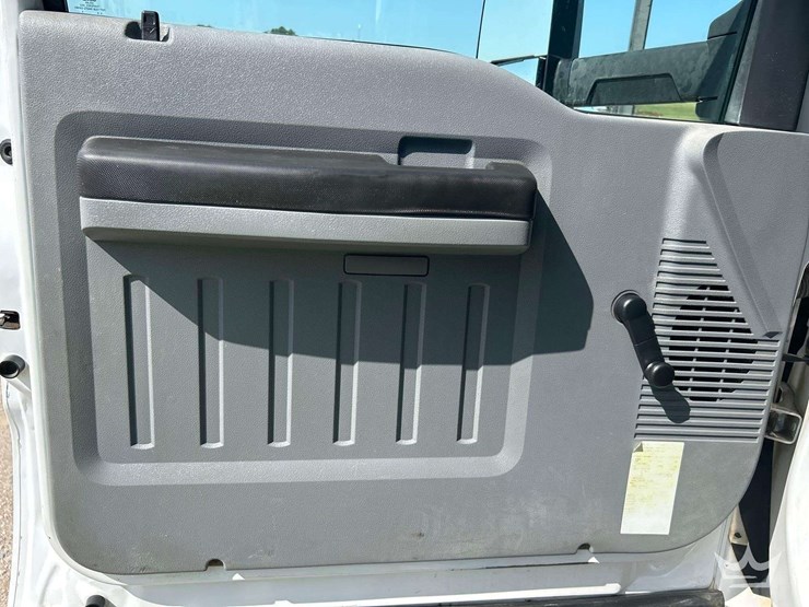 2016-ford-f750-image-11